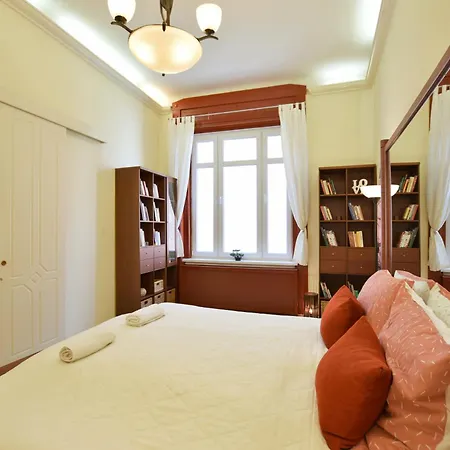 Ultra At Synagogue Apartment Budapest