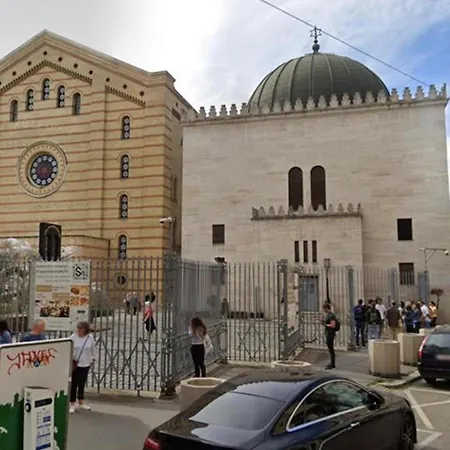 Lägenhet Ultra At Synagogue